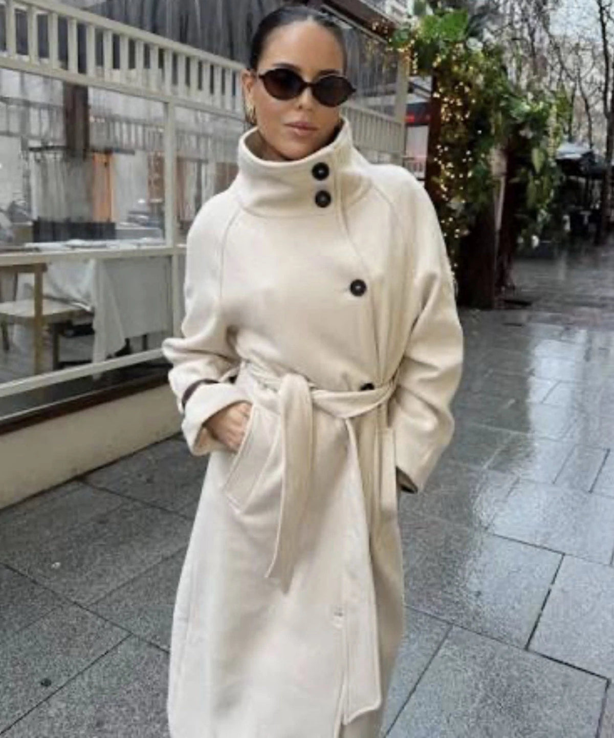 Manteau long félin à ceinture et col montant