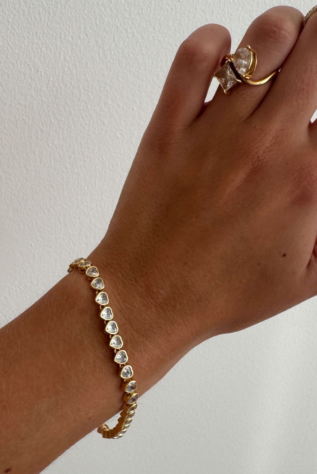 ZEYA - Arabella Heart Tennis Bracelet