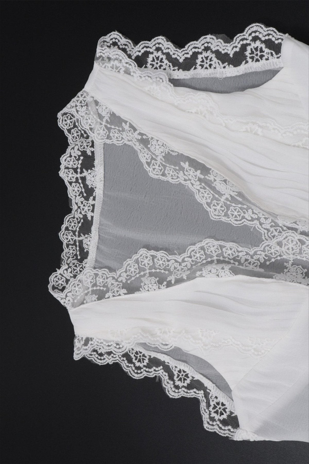ZEYA - Evelyn Lace Tie Back Skirt Set