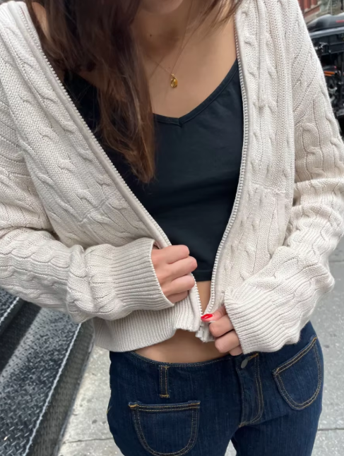 Melanie Strickjacke mit hohem Kragen und Reißverschluss