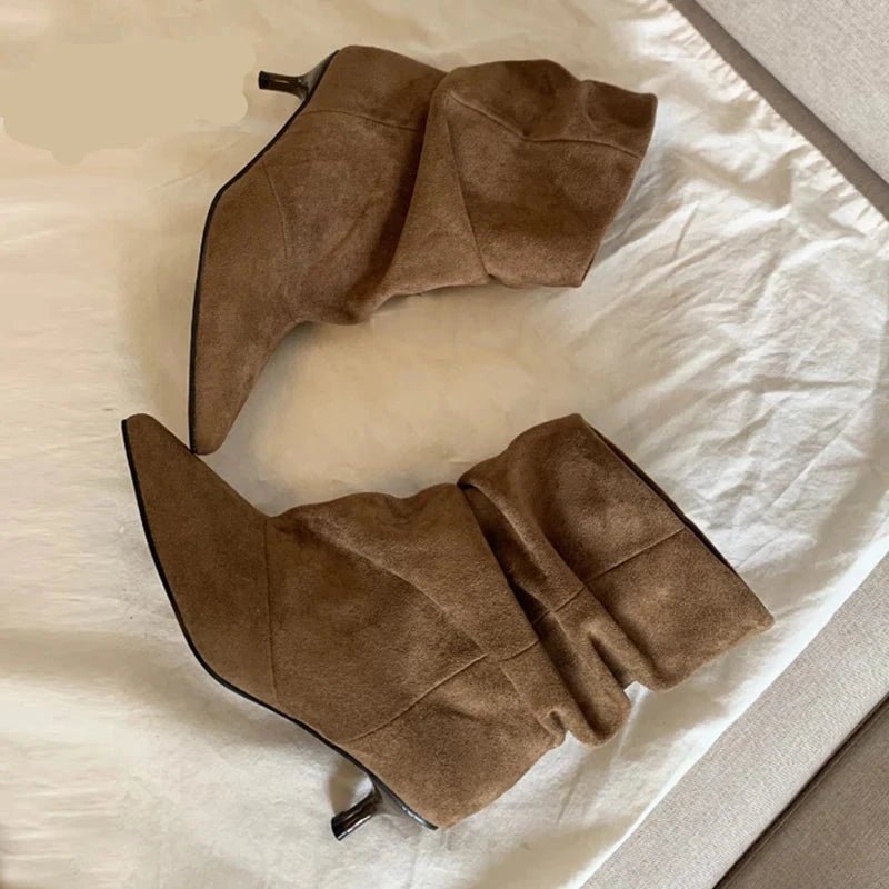 Bottines plissées en daim synthétique Nina