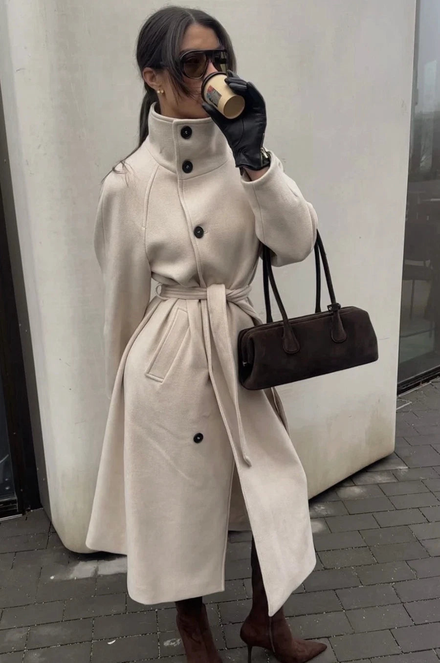 Manteau long félin à ceinture et col montant