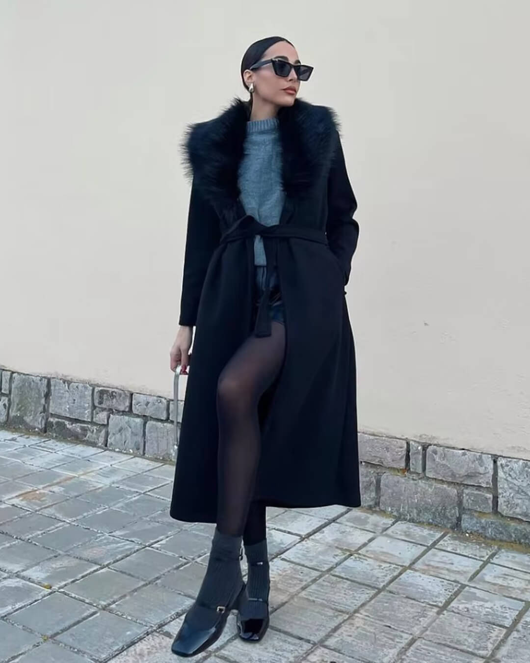Manteau long Lola avec col en fausse fourrure