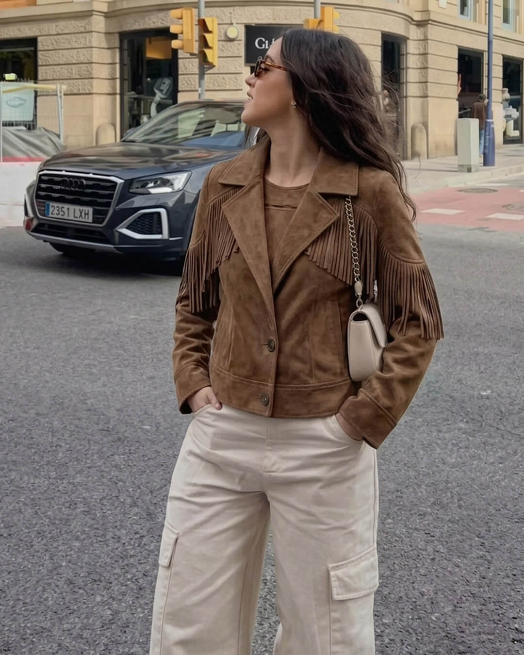 Giacca corta Helen in suede con rever