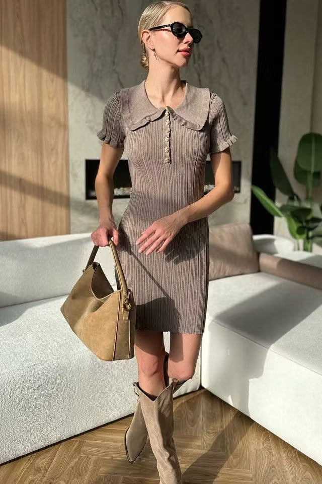 Beatrice Strickkleid mit Zopfmuster