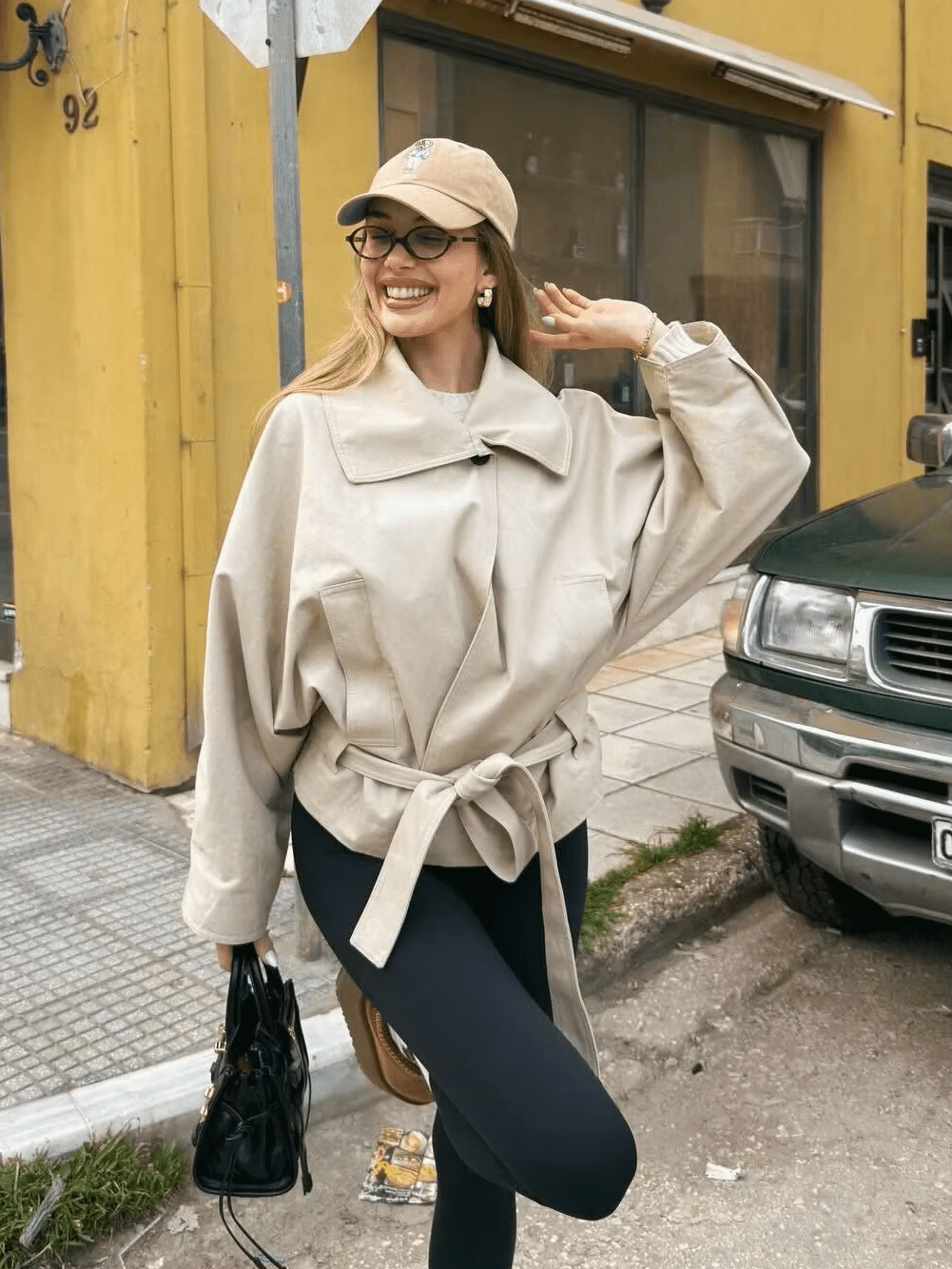 Trench coat Helena asimmetrico con cintura