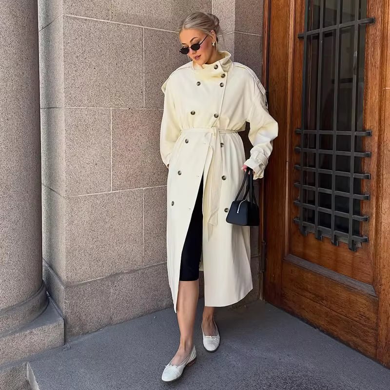 Lucy langer Trenchcoat mit Gürtel