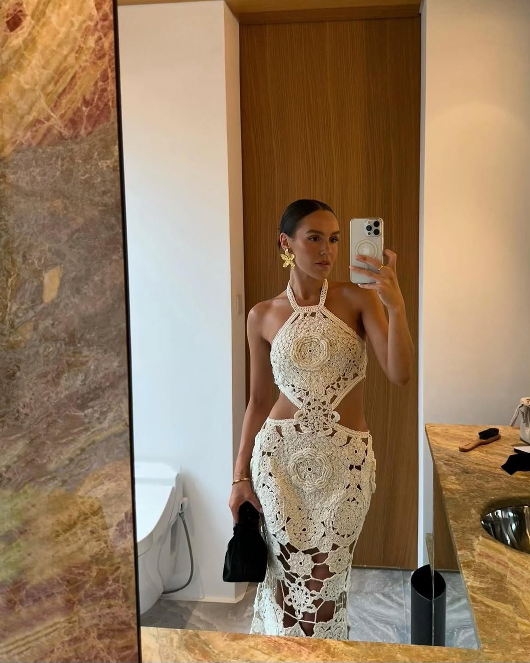 Svetlana robe maxi en crochet transparent