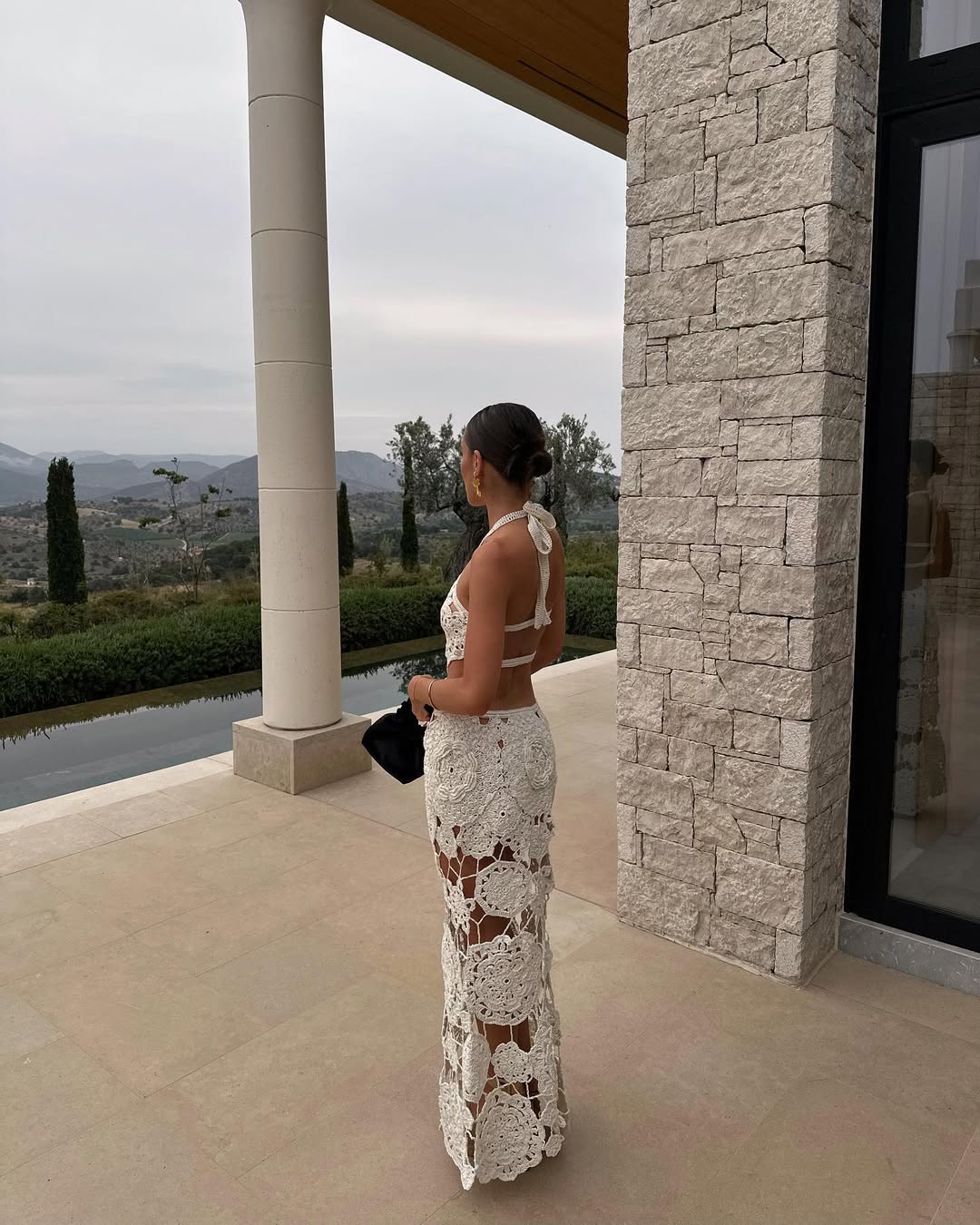 Svetlana robe maxi en crochet transparent