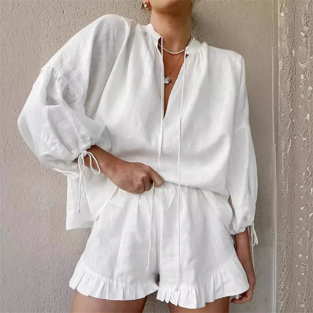 Sara Volant-Shorts Set