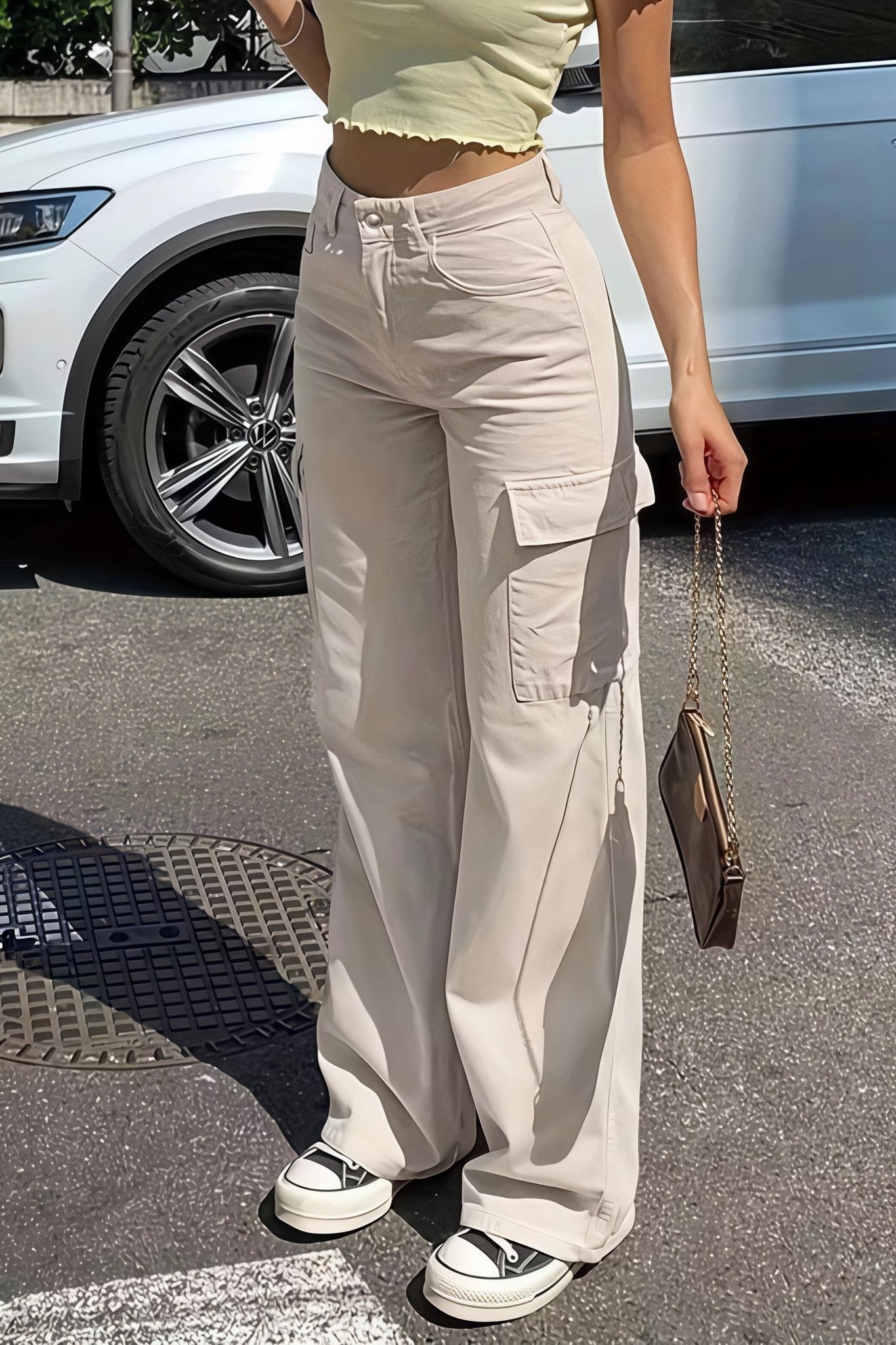 Pantaloni cargo dritti Sara con tasche