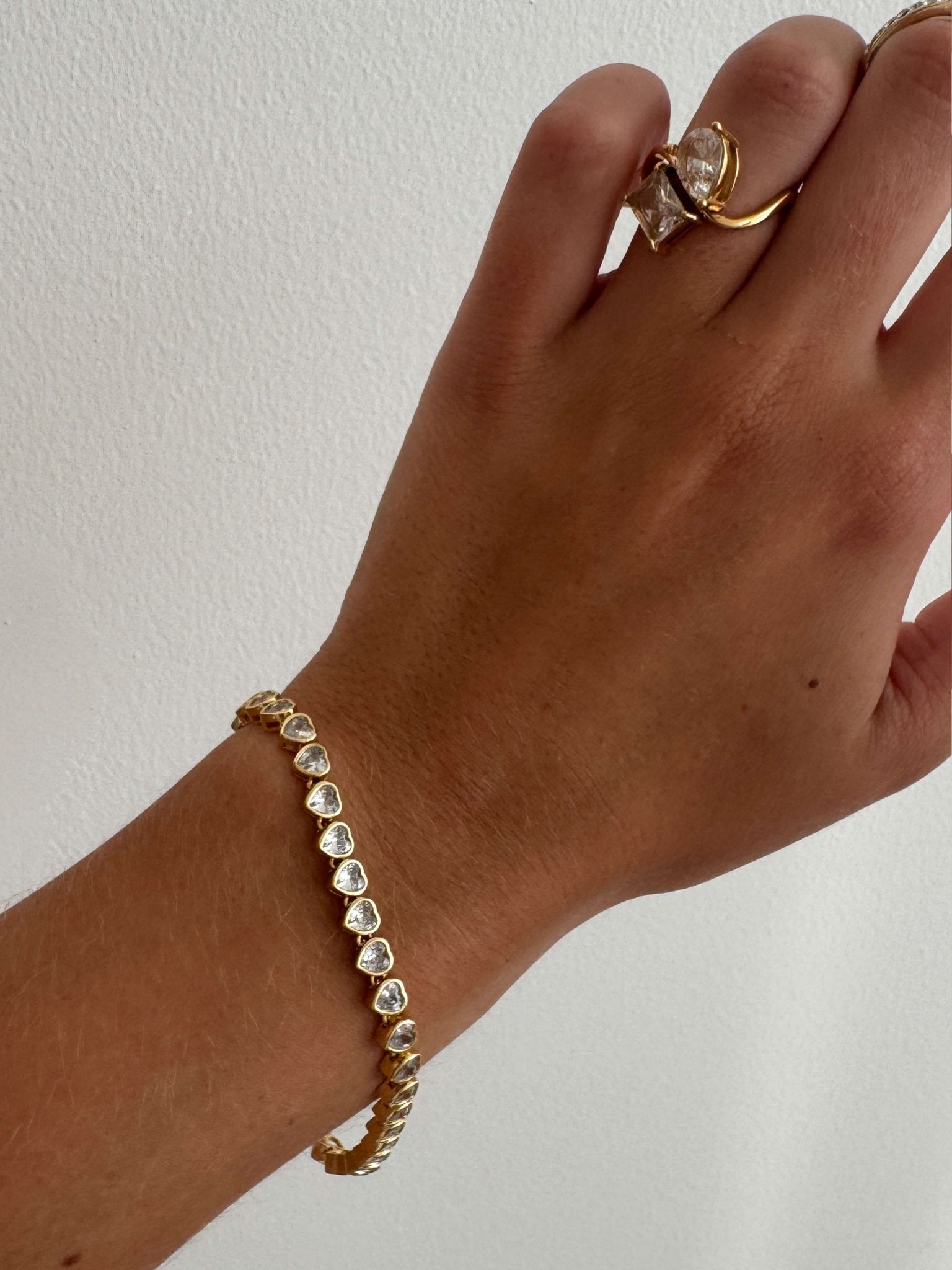 ZEYA - Arabella Heart Tennis Bracelet