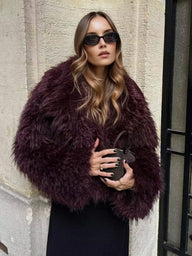 Manteau court en fausse fourrure Brenda