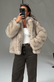 Brinley mittellange flauschige Jacke