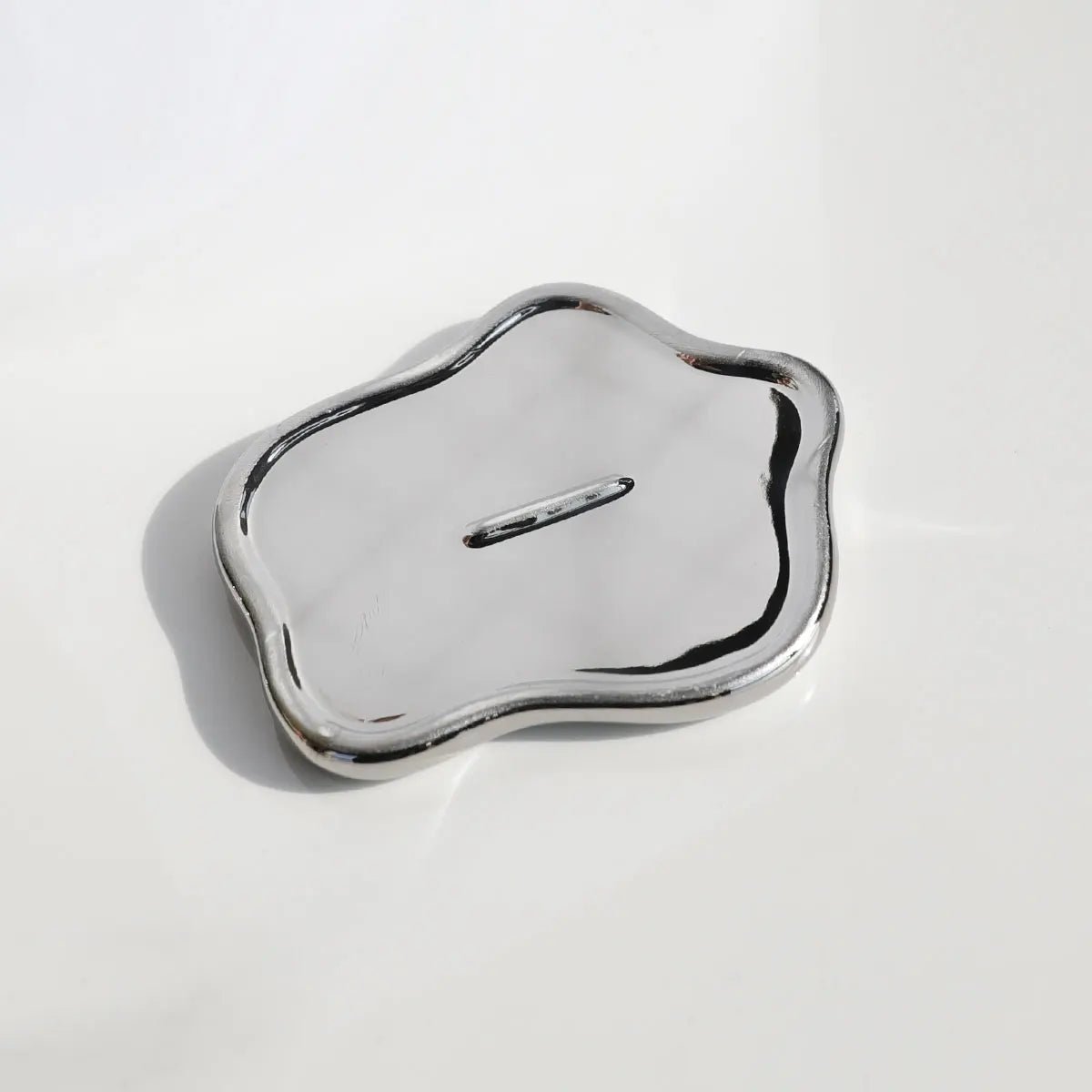 ZEYA - Cristine Irregular Ceramic Jewelry Tray for Display & Jewelry Storage