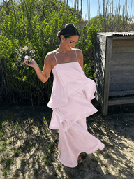 Daria robe longue à volants superposés