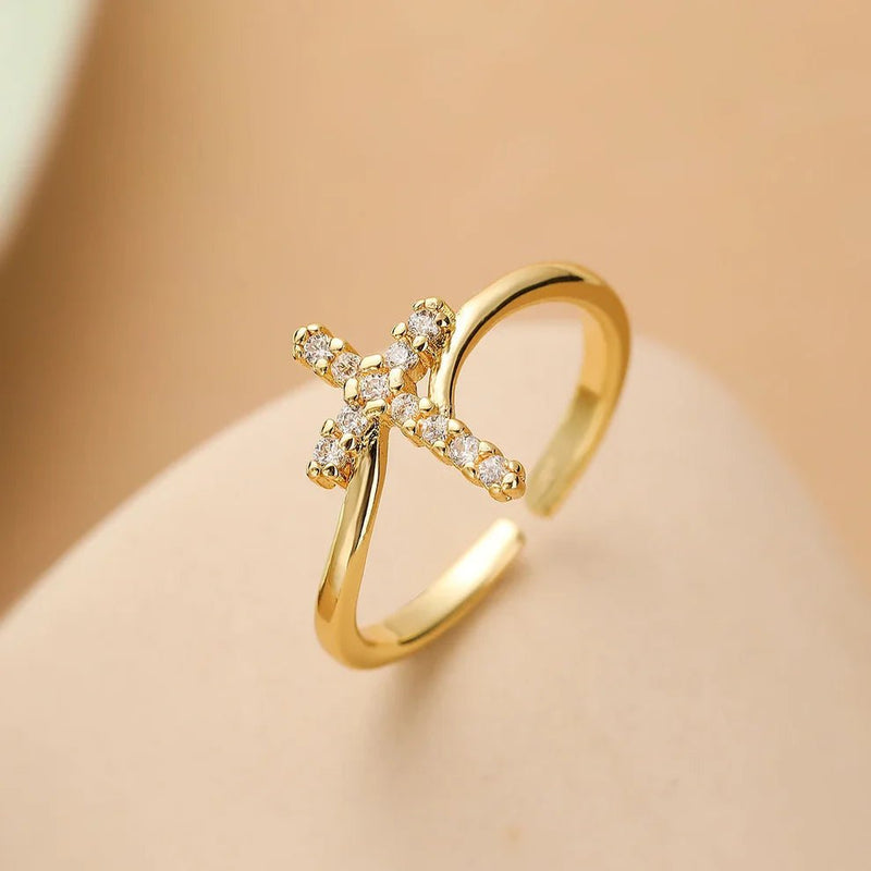 ZEYA - Divina Cross Ring