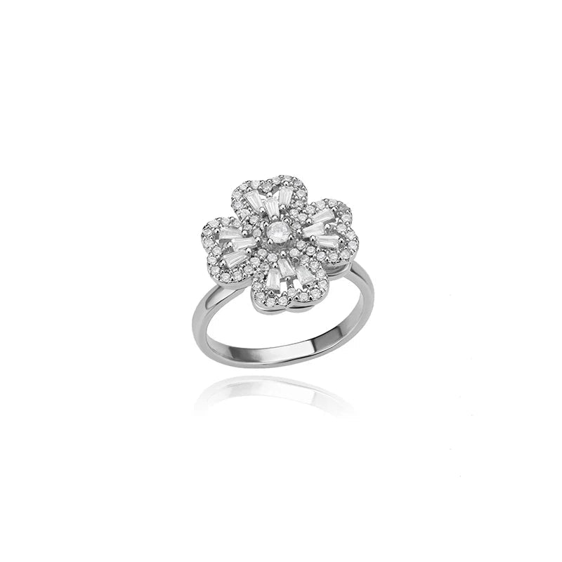 ZEYA - Hazel Clover Leaf Fidget Spinner Ring