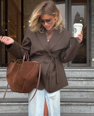 Janelle Brown Schnürblazer