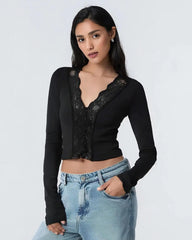 Blouse manches longues à dentelle Jenna