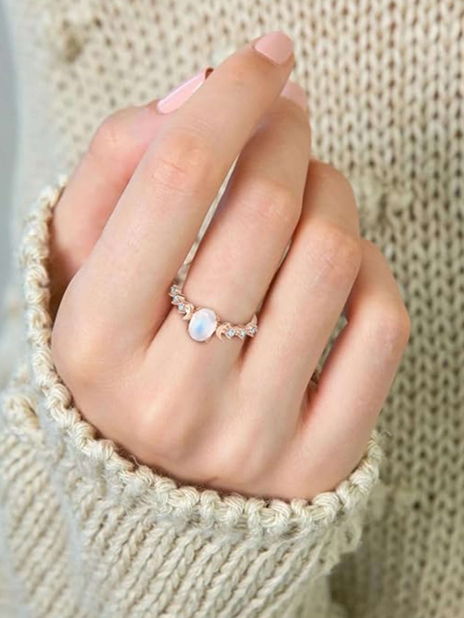 ZEYA - Jullie Natural Stone Ring