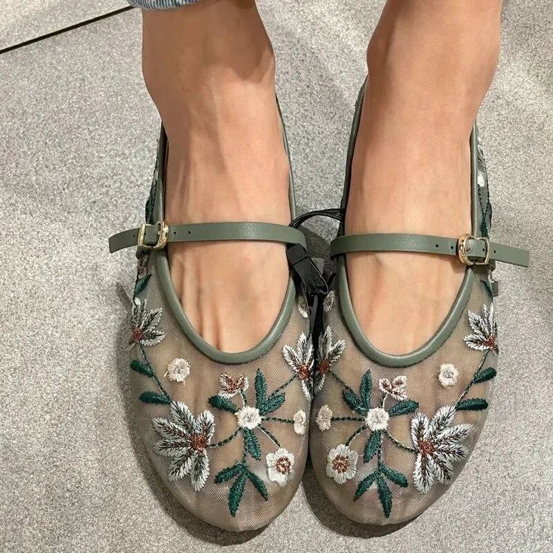 ZEYA - Lisbeth Embroidered Ballet Flats