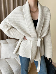 Madilyn Strick-Cardigan mit Gürtel