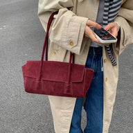 Melissa Schultertasche in Wildlederoptik im Vintage-Stil