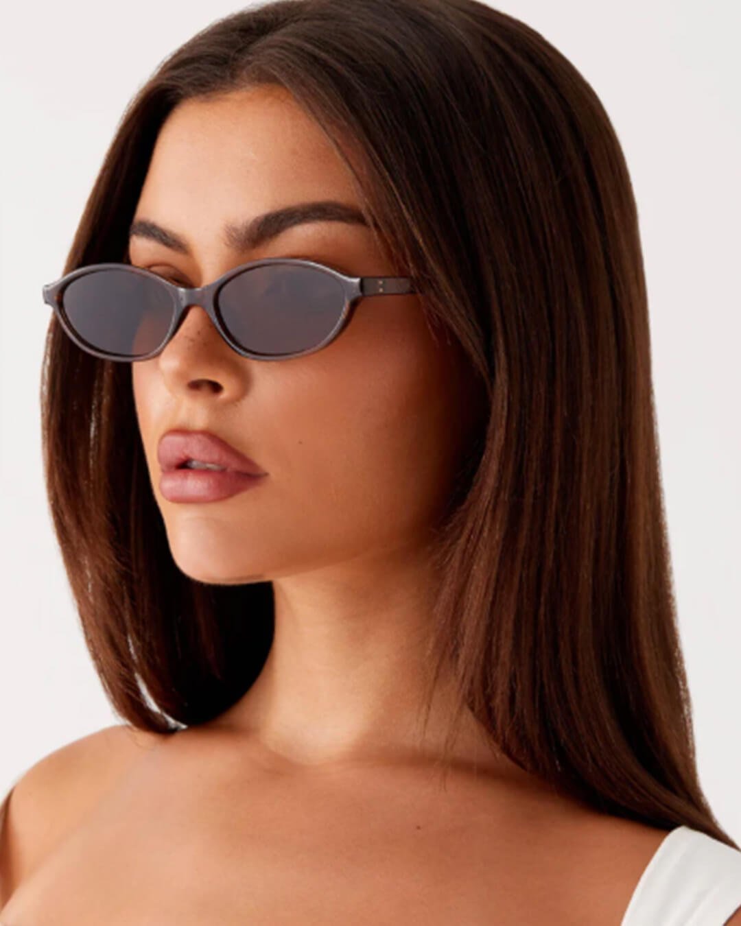 ZEYA - Petra Retro Oval Cat Eye Sunglasses