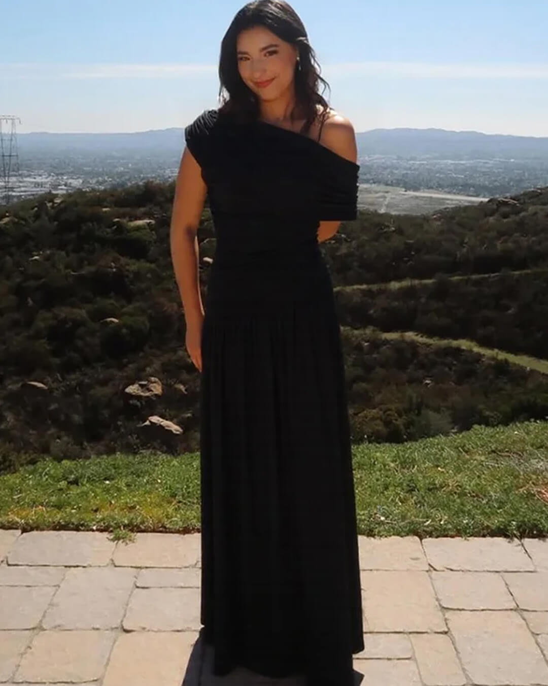 ZEYA - Piper One Shoulder Maxi Dress