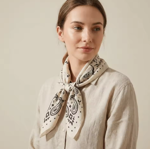 Reese Paisley Strick-Bandana-Schal