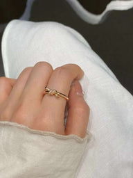 Anello Riley Dainty Knot