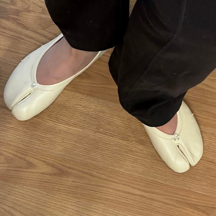 ZEYA - Sally Split Toe Ballet Flats