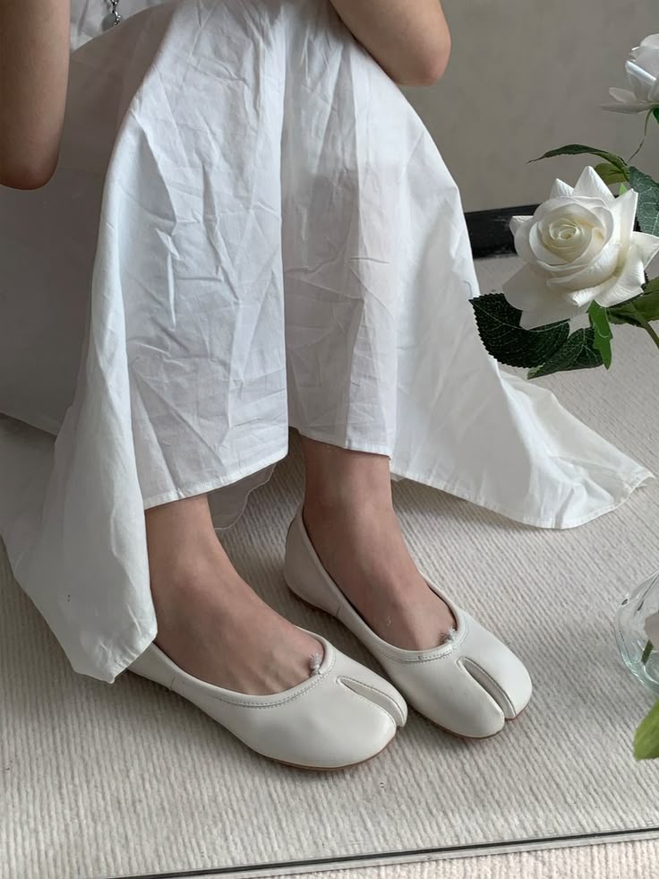 ZEYA - Sally Split Toe Ballet Flats