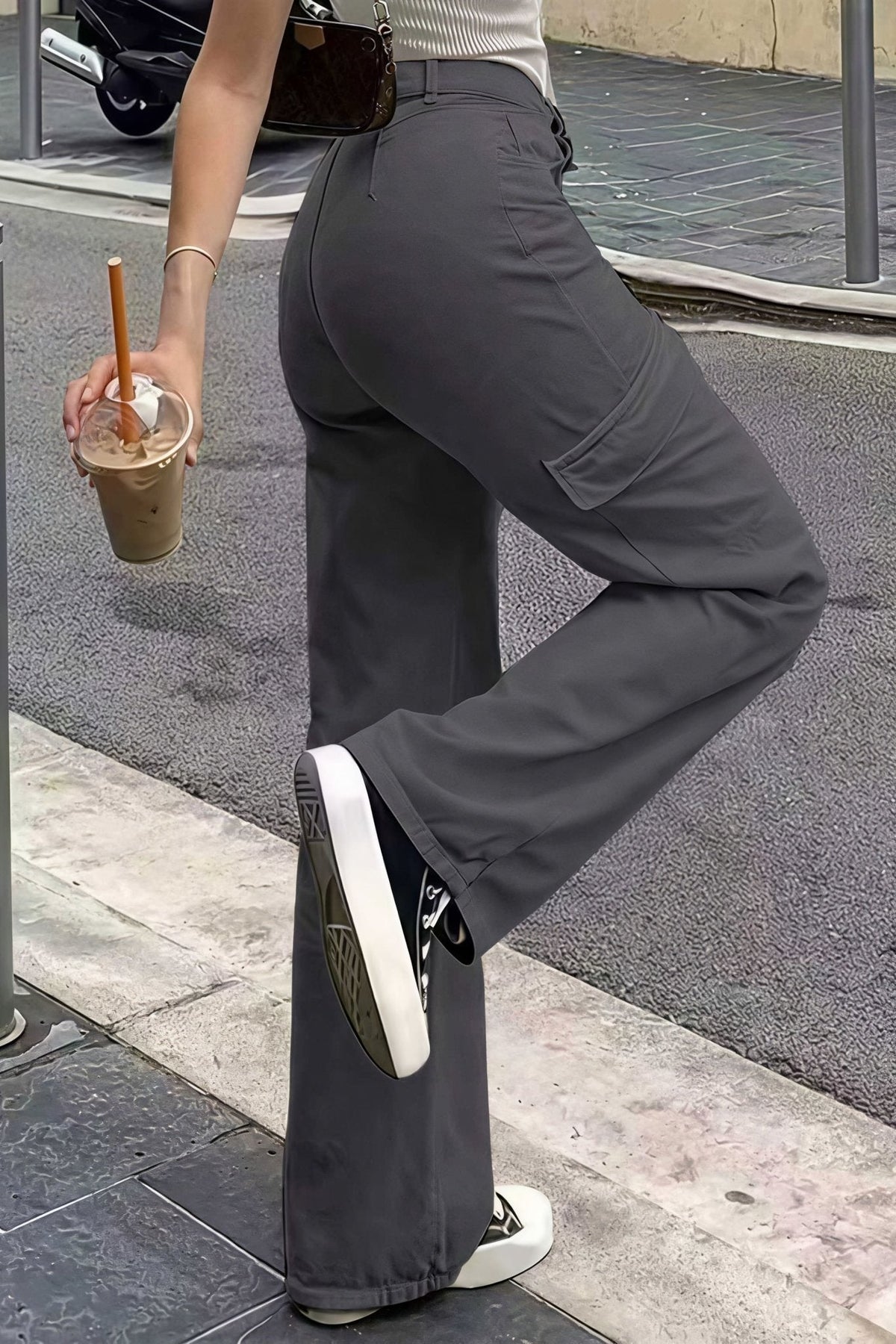 ZEYA - Sara Pocket Cargo Straight Pants