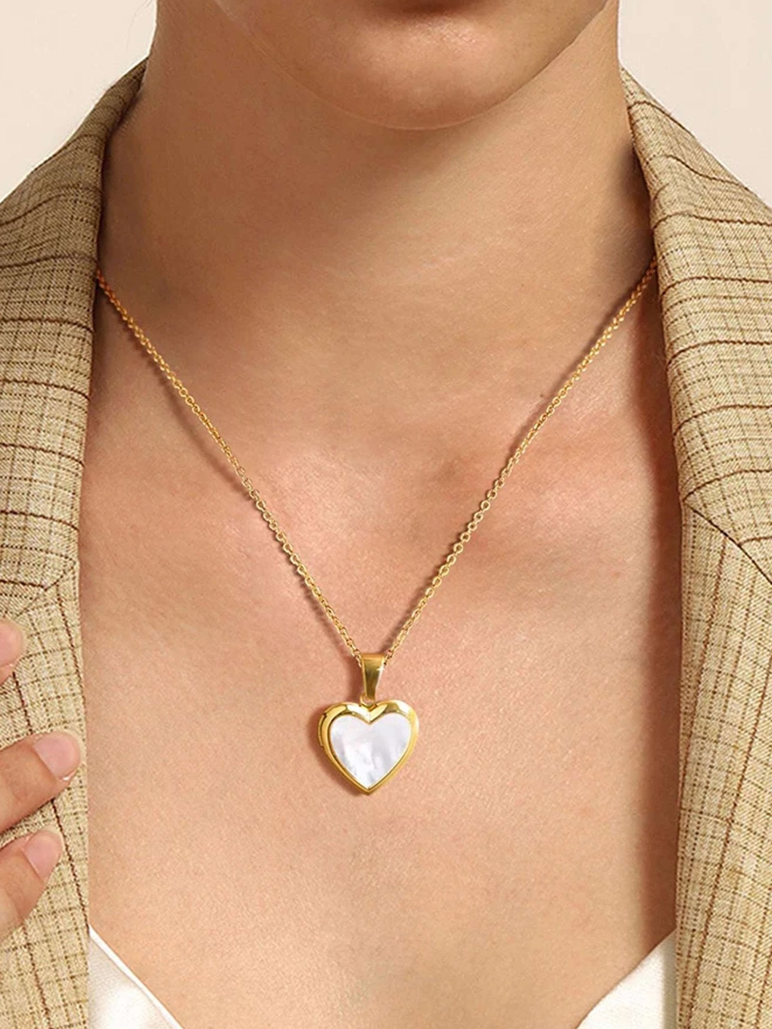 ZEYA - Selene Heart Locket Necklace