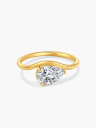 Anello a fascia con zirconi taglio pera Zarina