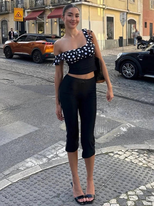 ZEYA - Zenaida Black Capri Pants